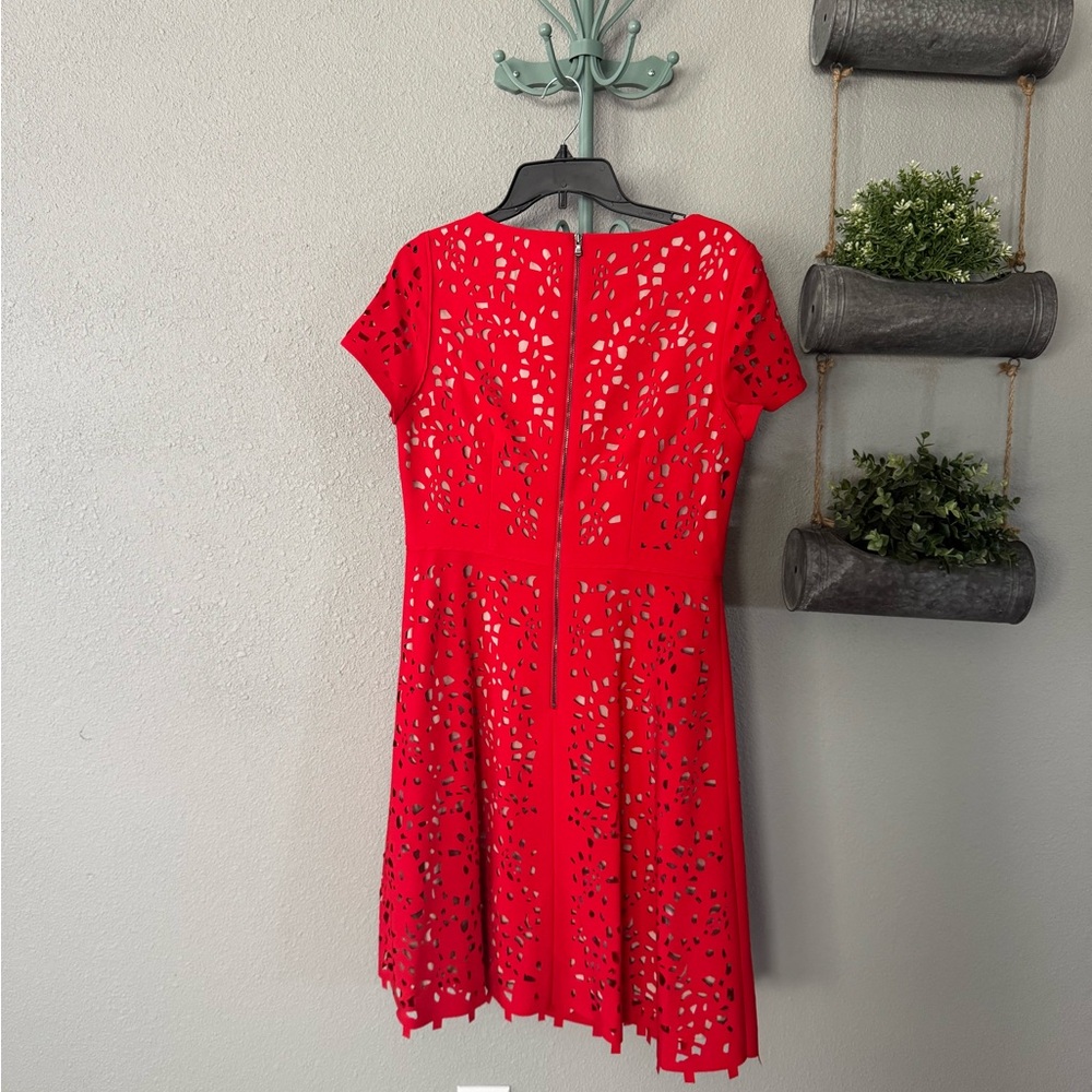 Chic Scarlet Lace Mini Dress size 10 - Picture 3 of 5